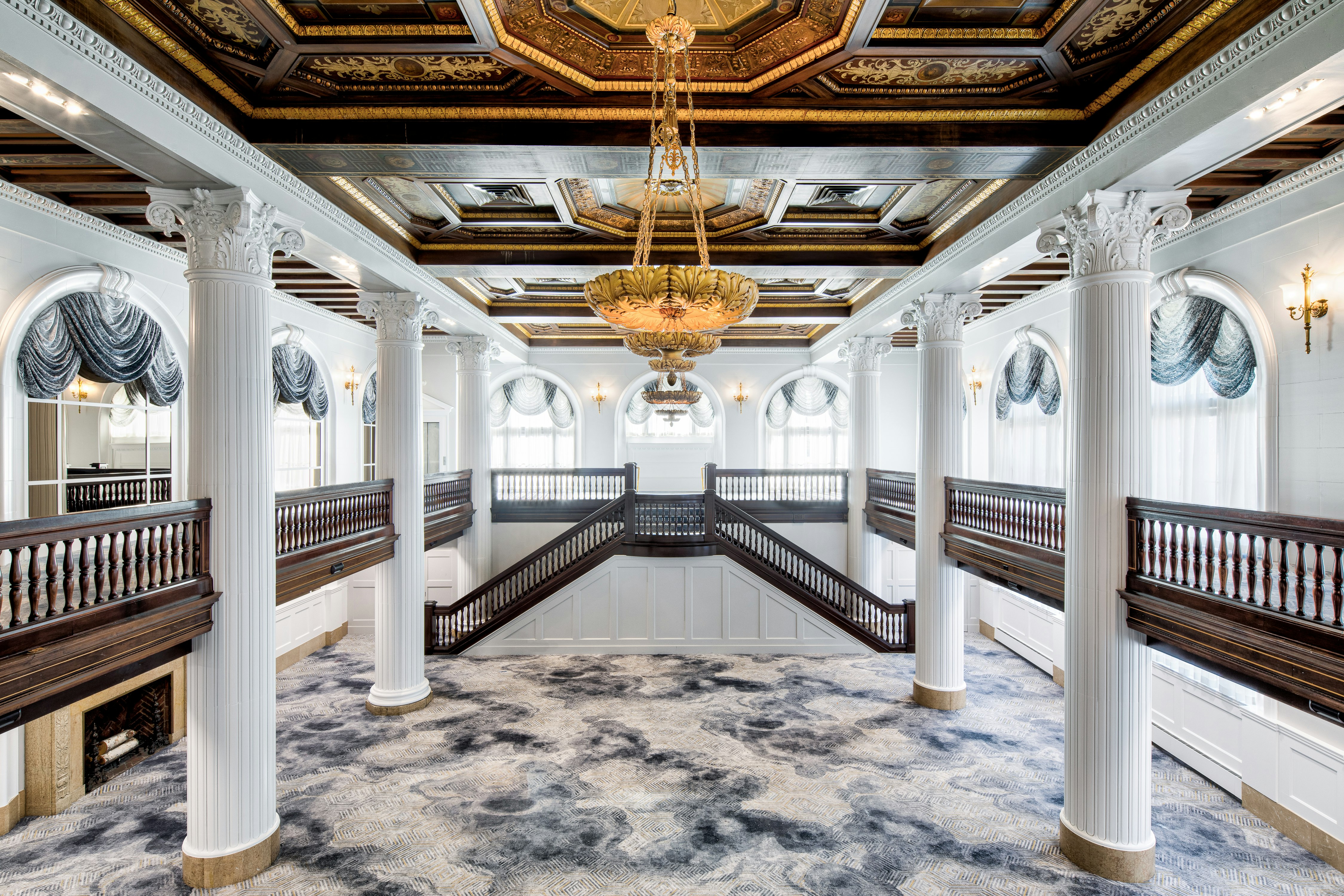 Amway Grand Plaza, Curio Collection by Hilton 7/65