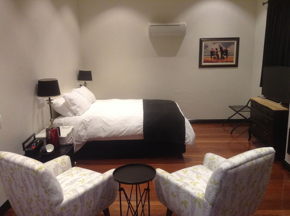 The Commercial Boutique Hotel 29/60