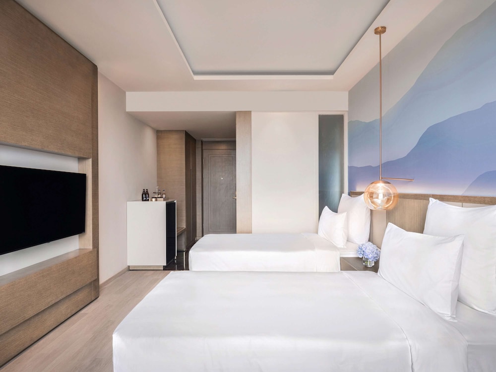SUPERIOR, TWIN BEDS