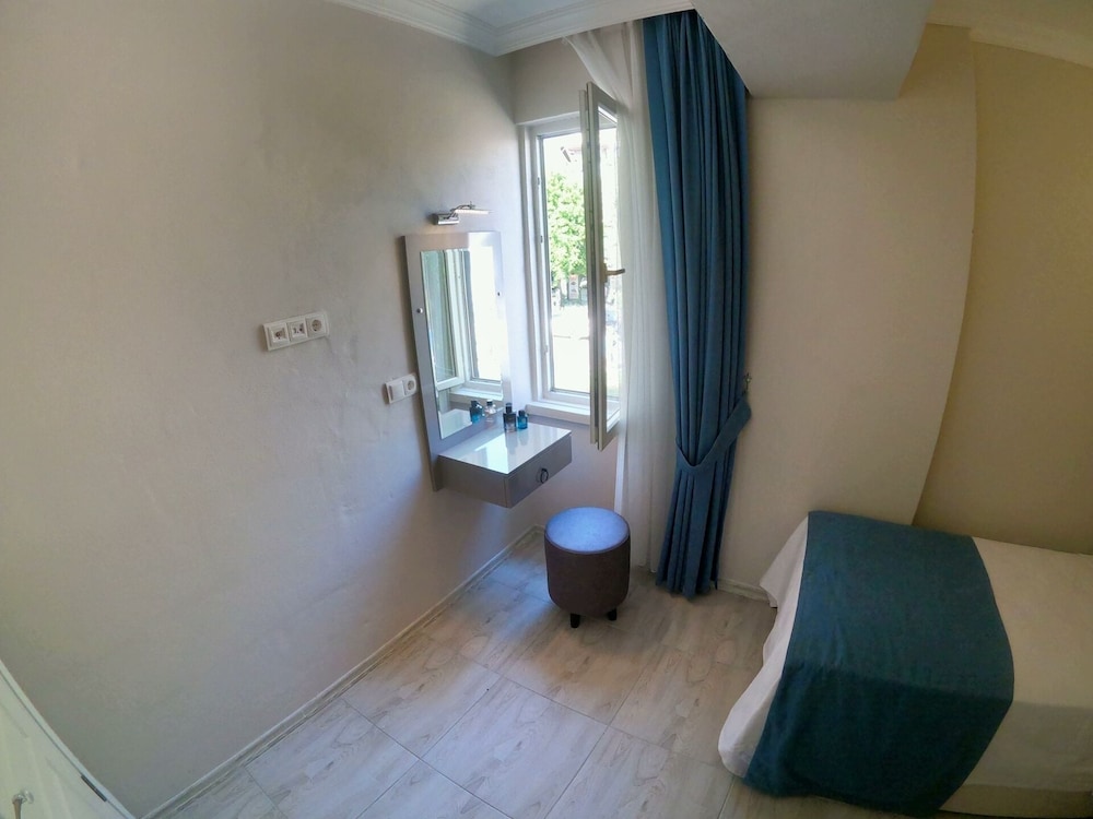 MirAlya Homes 22/24