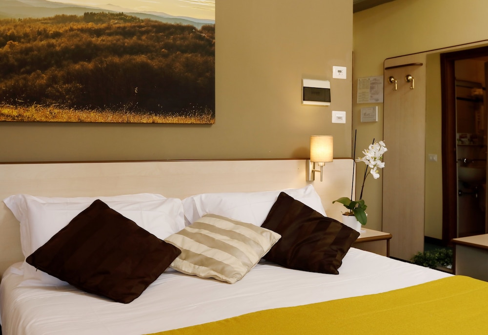 Hotel Ristorante Alcide 18/57