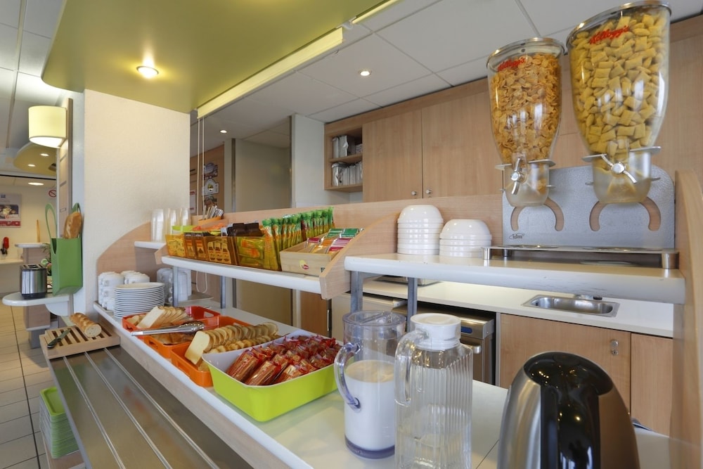Ibis Budget Cosne Sur Loire 32/51