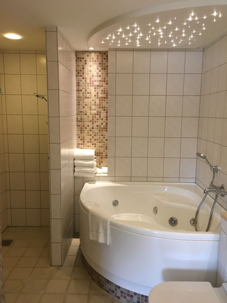 Montra Odder Parkhotel, BWSC 22/60