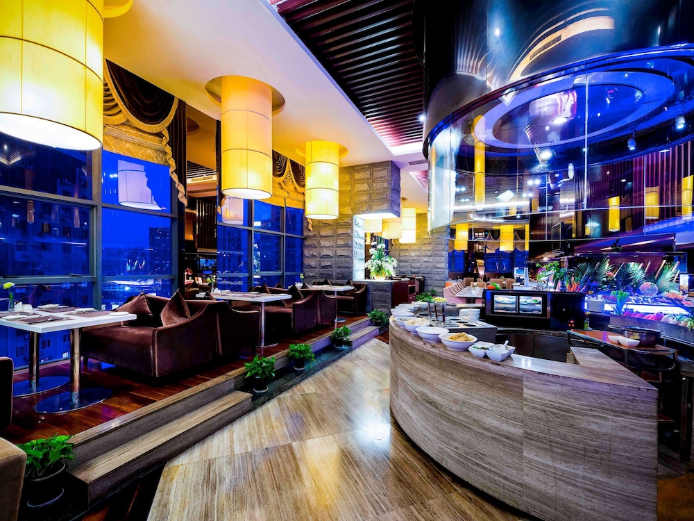 Grand Mercure Xiamen Downtown 68/74