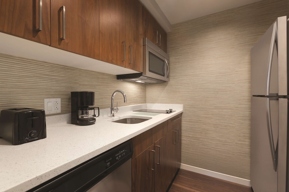 Homewood Suites by Hilton Pittsburgh Downtown 63/78