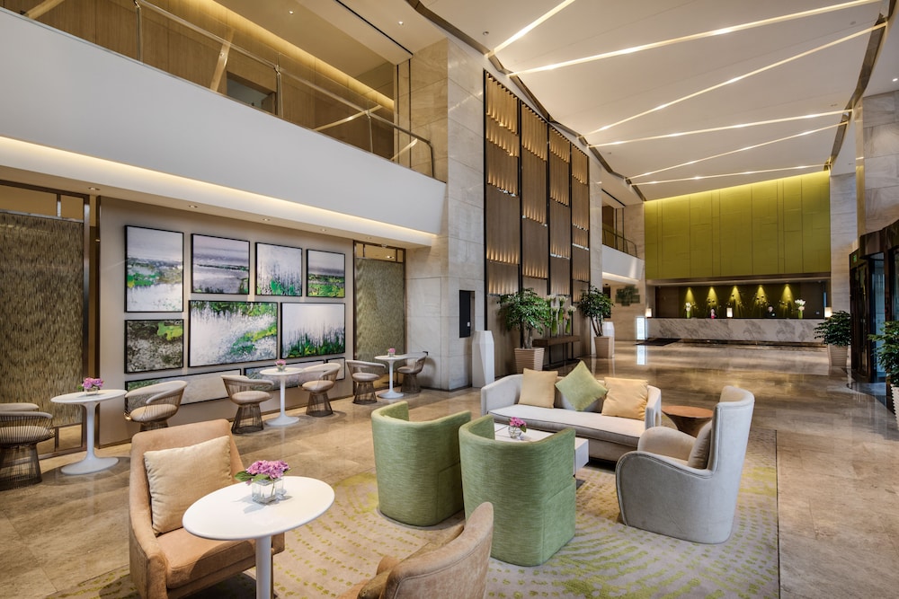 HOLIDAY INN NANJING HARBOUR 48/76