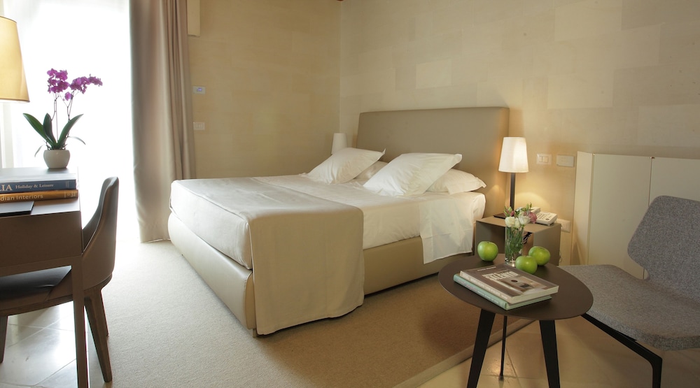 La Fiermontina Luxury Home Hotel 13/77