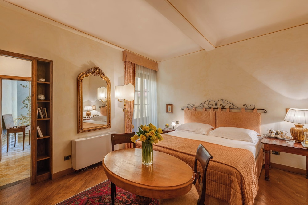 Spa, Superior, Single, Queen Bed