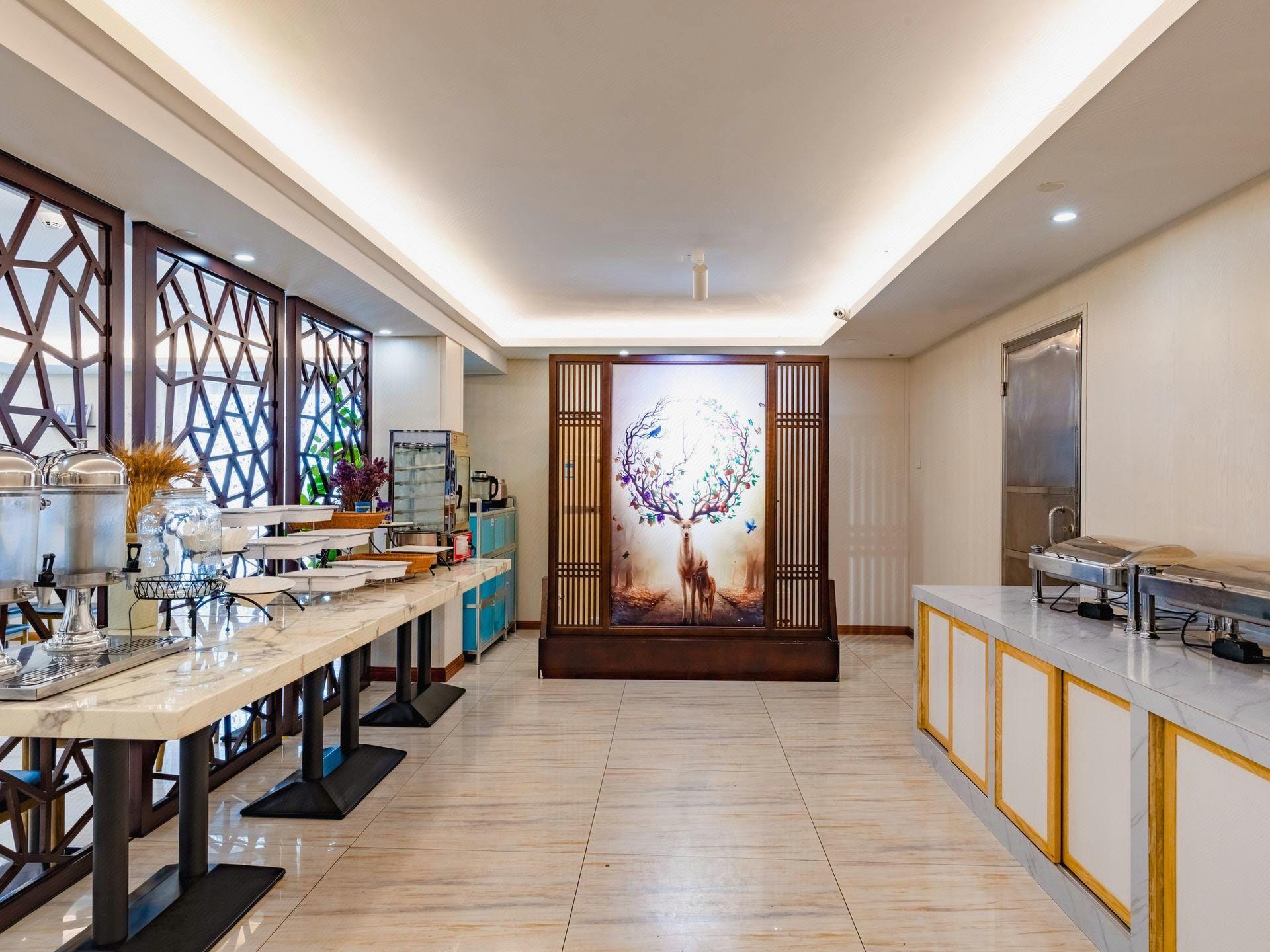 Yushan Holiday Hotel 17/27