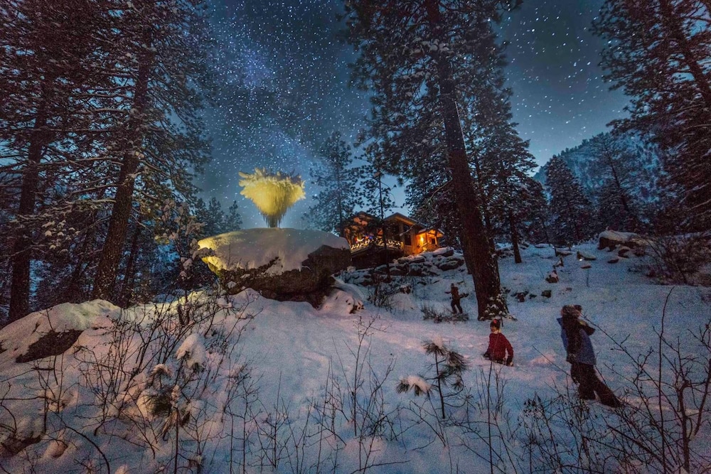 Sleeping Lady Mountain Resort 45/77