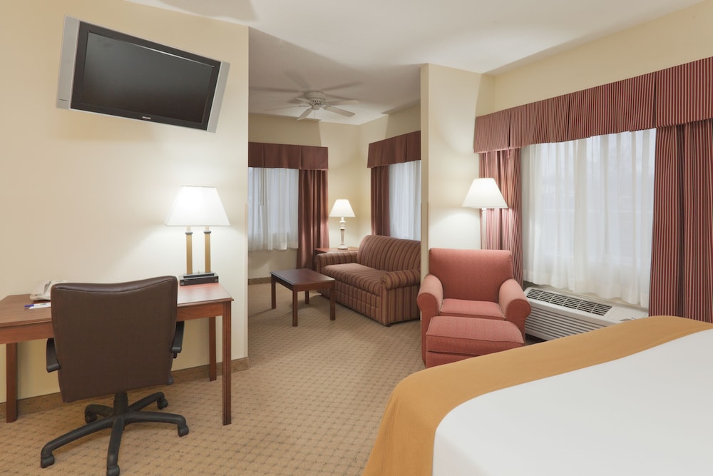 Holiday Inn Express Evansville - West 39/49