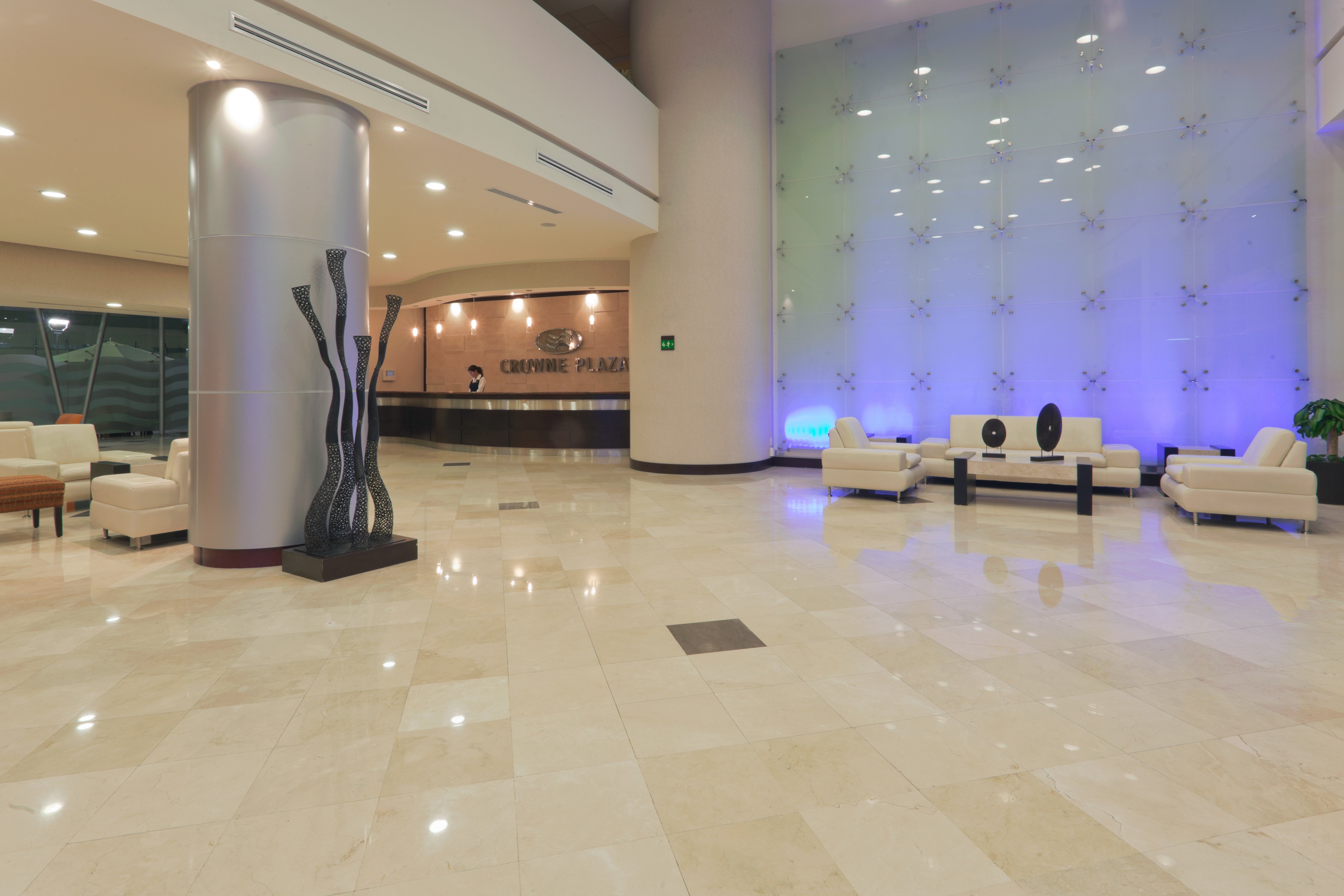 Crowne Plaza Leon 28/50