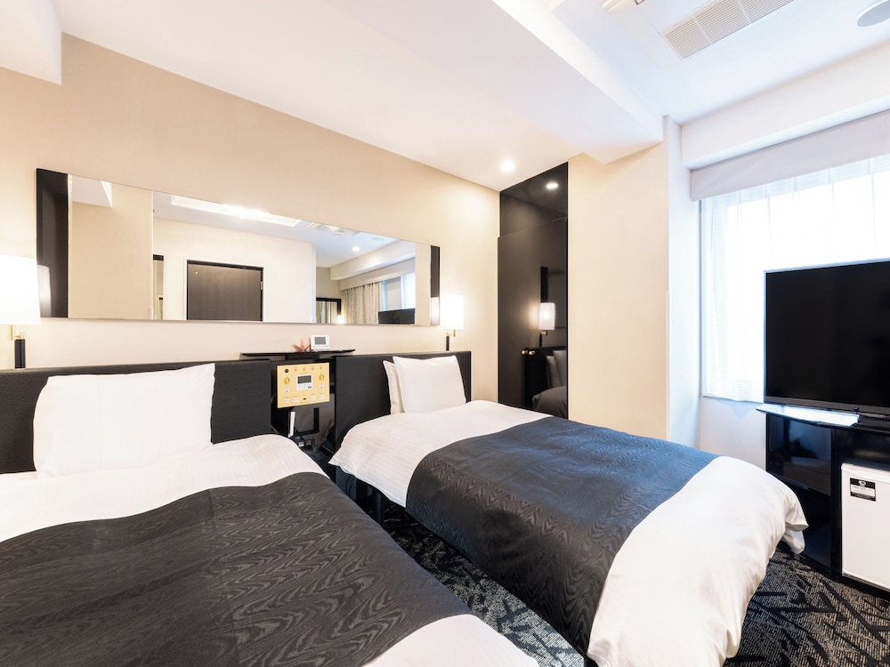 Apa Hotel Shintomicho-Ekimae 17/60