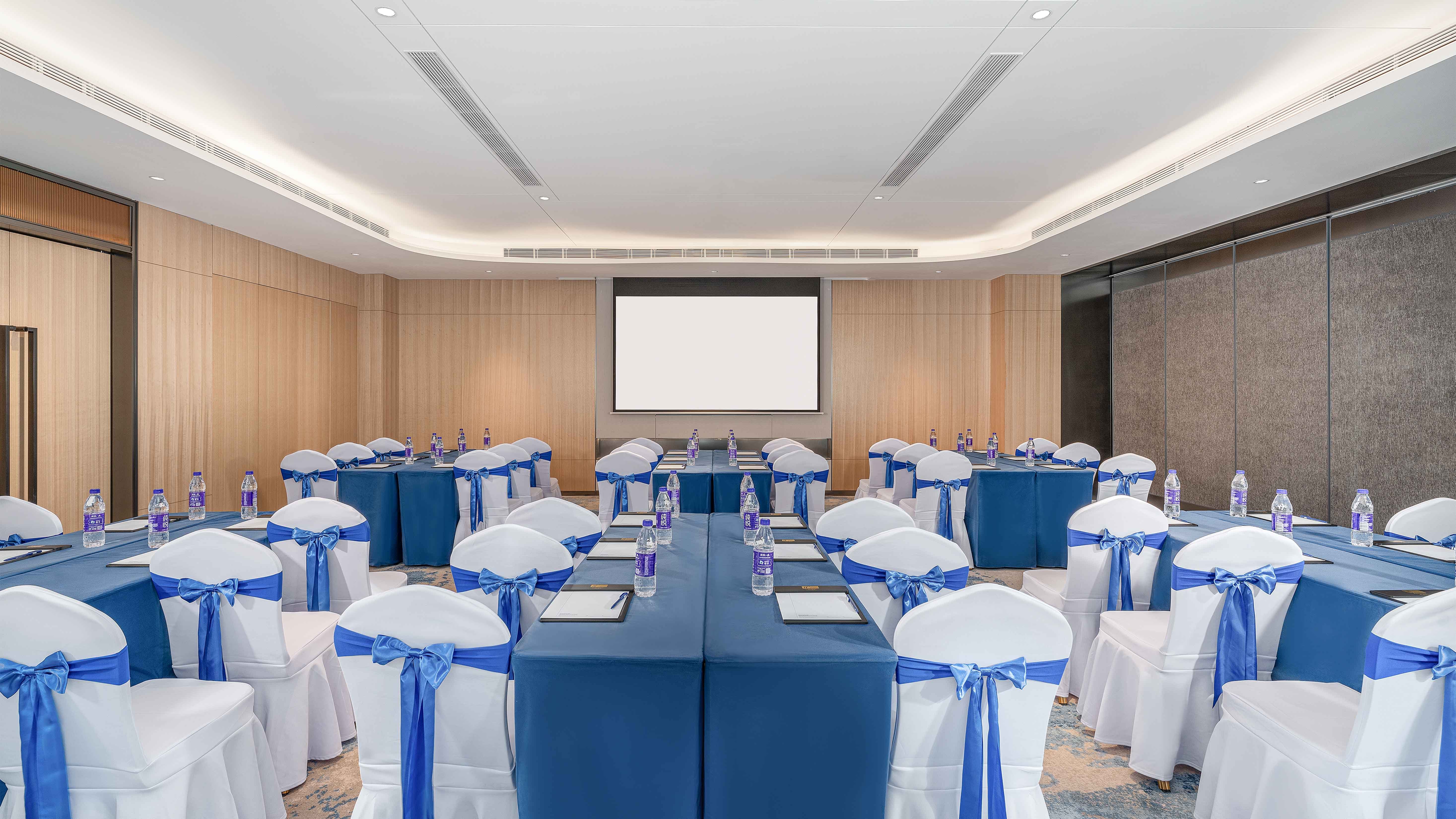 Holiday Inn Express Foshan Shunde Lecong 37/50