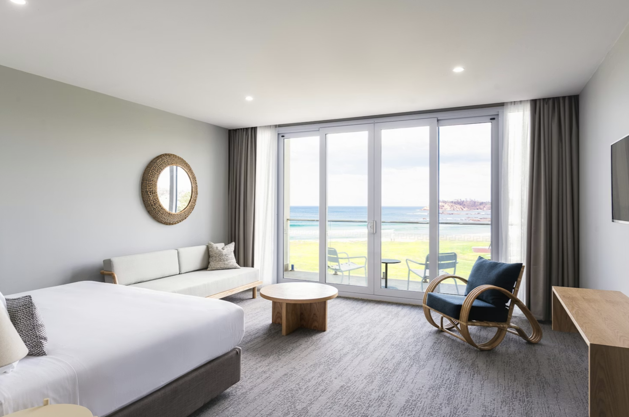 Abode Malua Bay 6/12