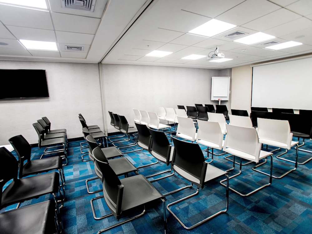 Ibis Styles Lima Benavides Miraflores 37/48