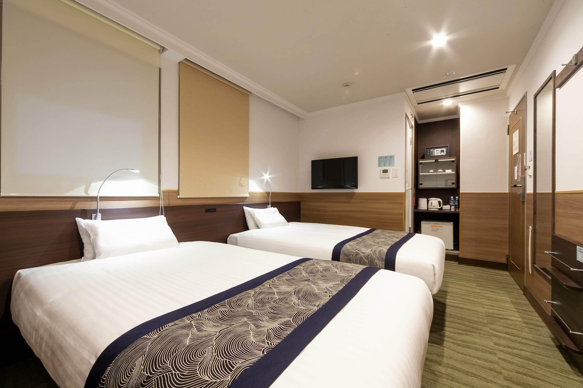 BASIC, TWIN BEDS