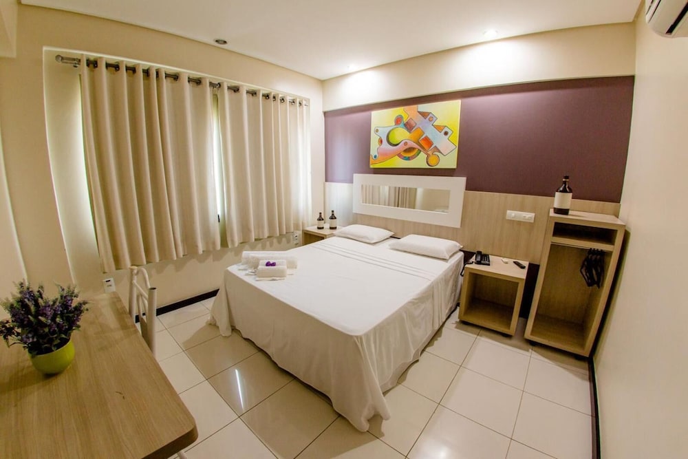 Eunapolis Plaza Hotel 11/43