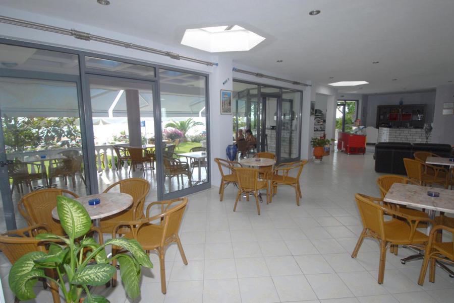Olympiada Hotel 25/31