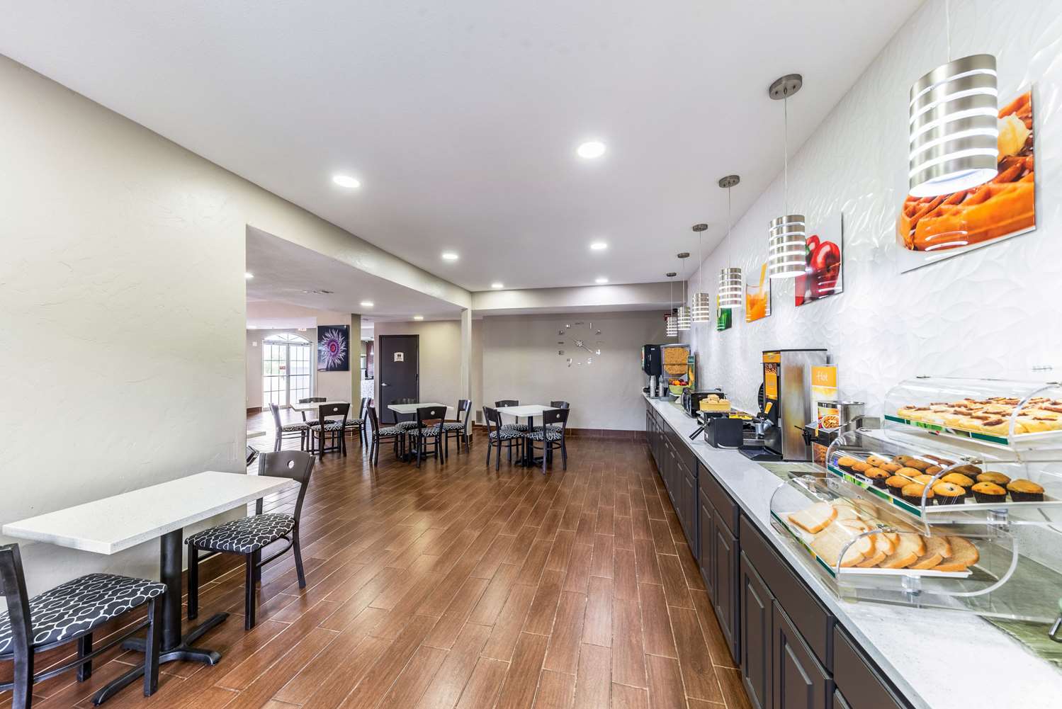 Quality Inn & Suites Canton, TX 5/15