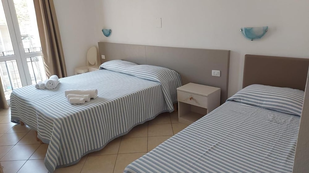 Muma Hostel 15/65