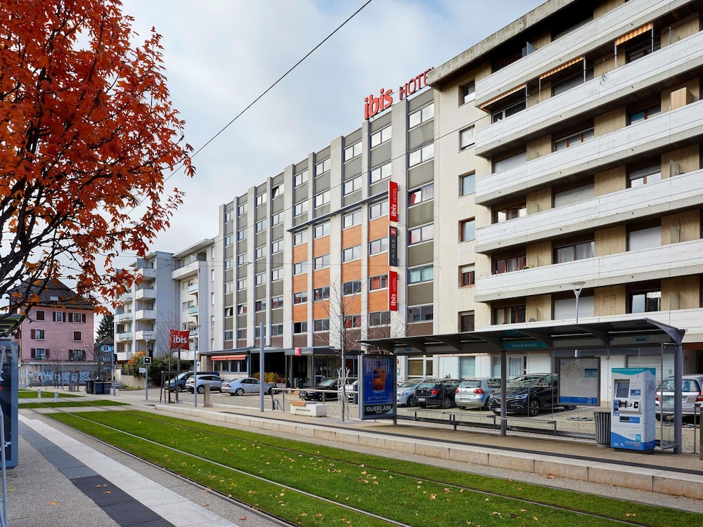 Ibis Annemasse 4/50