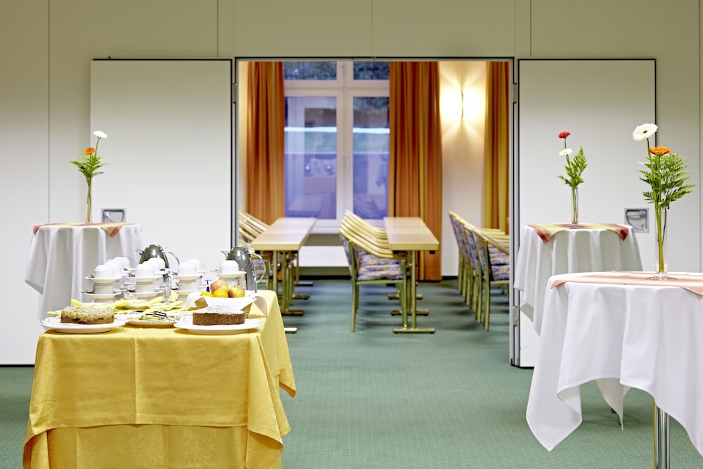 Hotel-Restaurant Sonnenhof 26/39