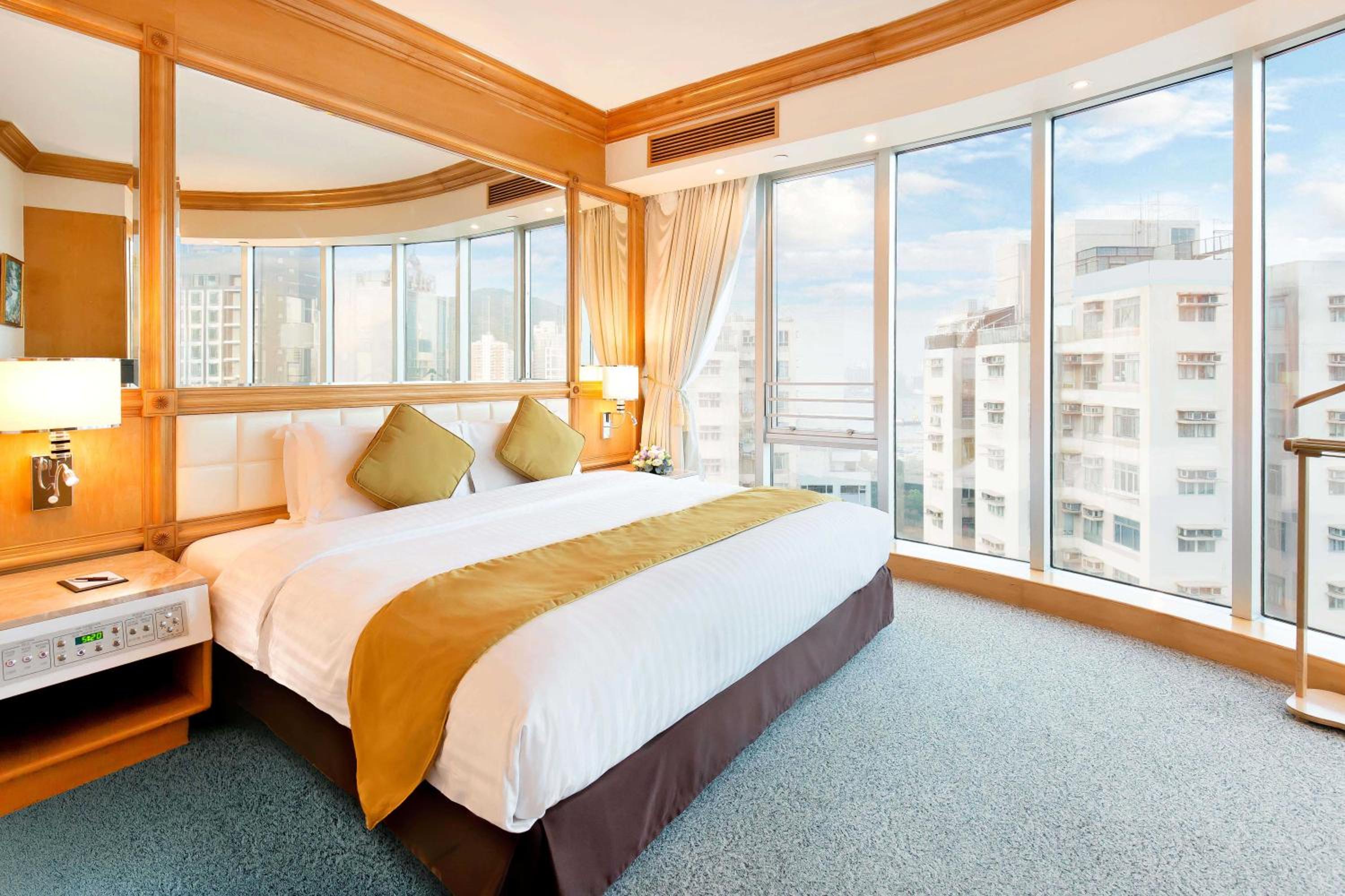جناح تنفيذي مع دخول الصالة
