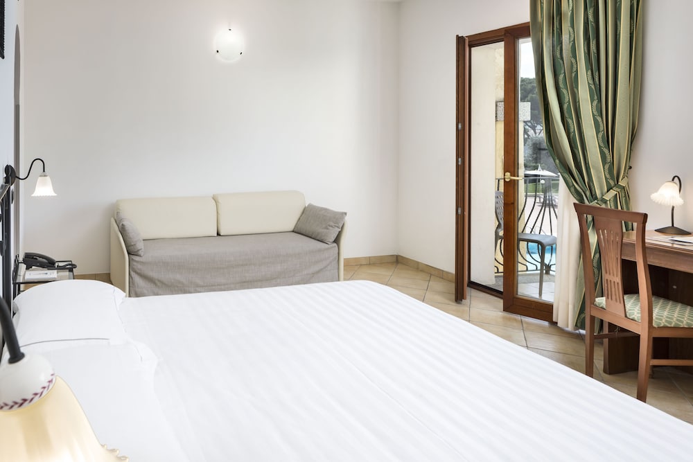 Blu Hotel Morisco Village 41/80