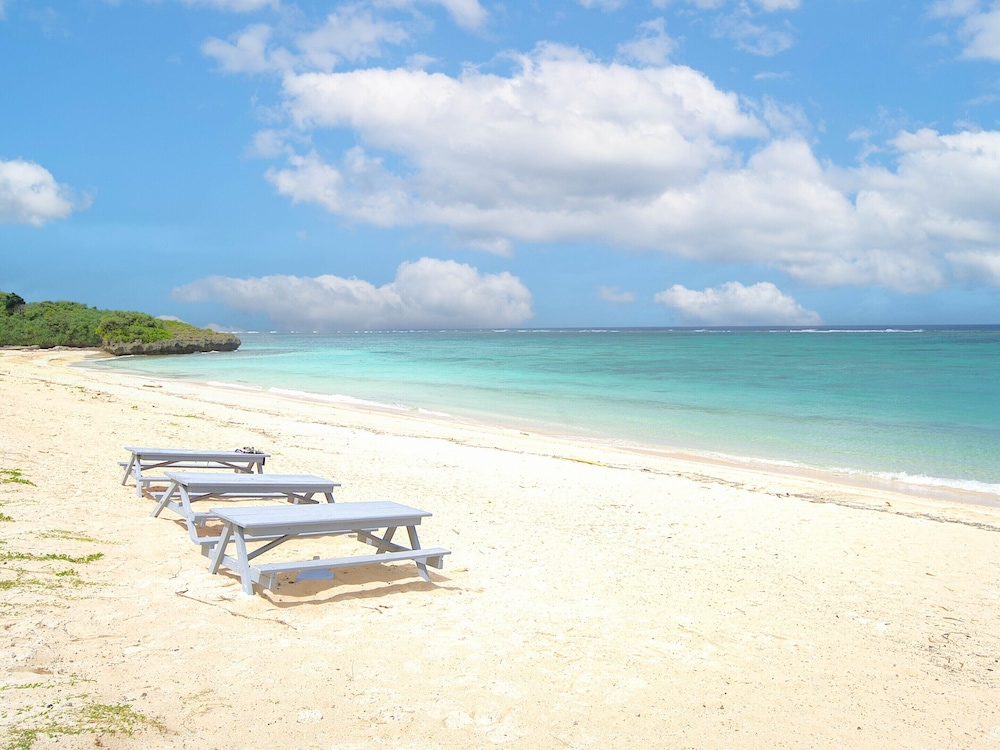 Nagahama Beach Resort Kanon 38/43