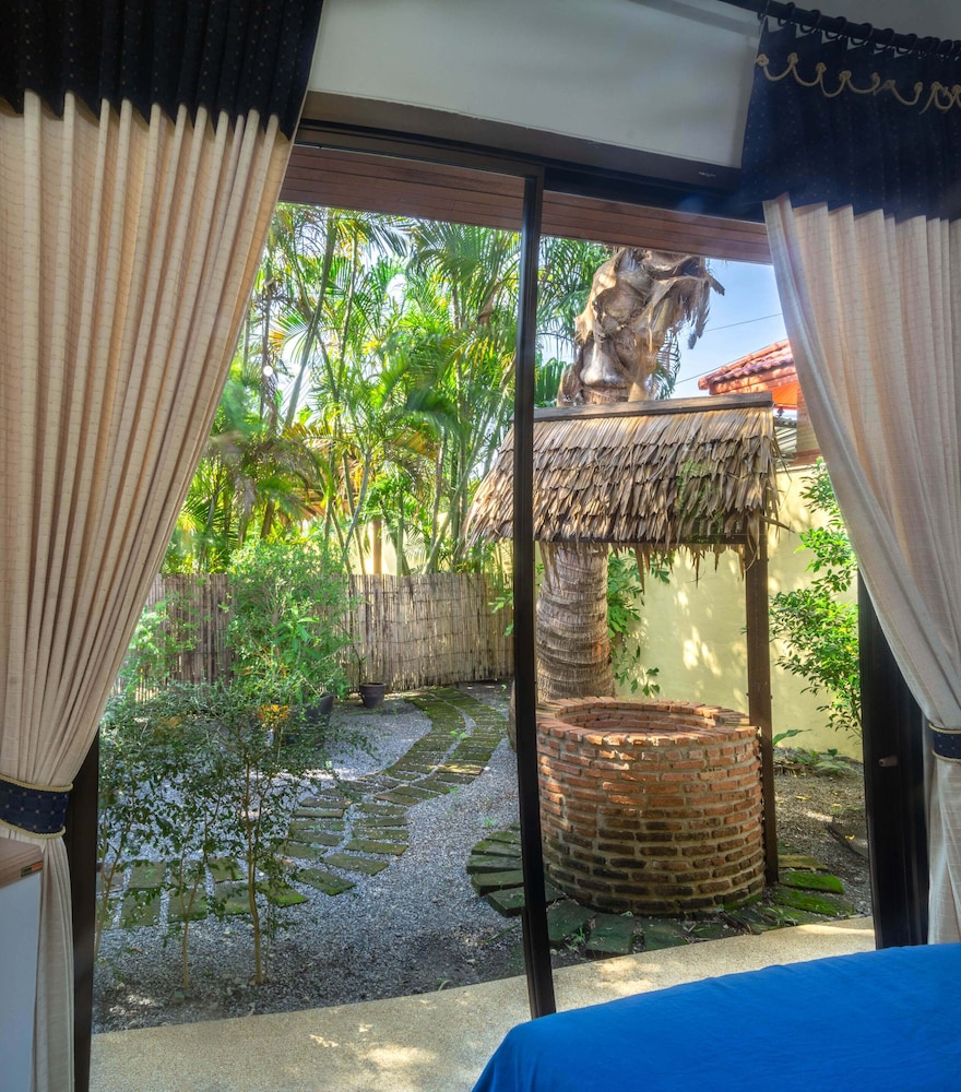 Coconut Paradise Villas 16/50