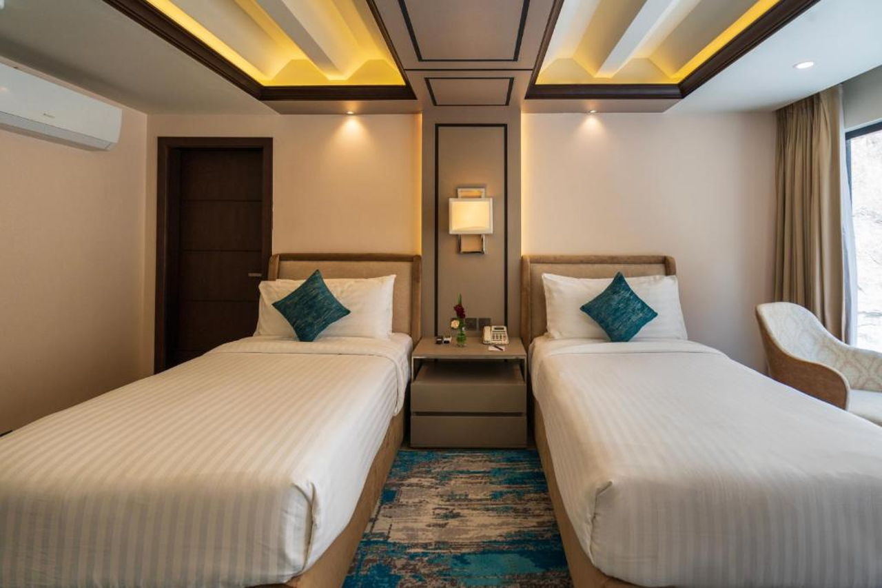 Room at Pearl Continental Resort Attabad Lake, Aina Abad