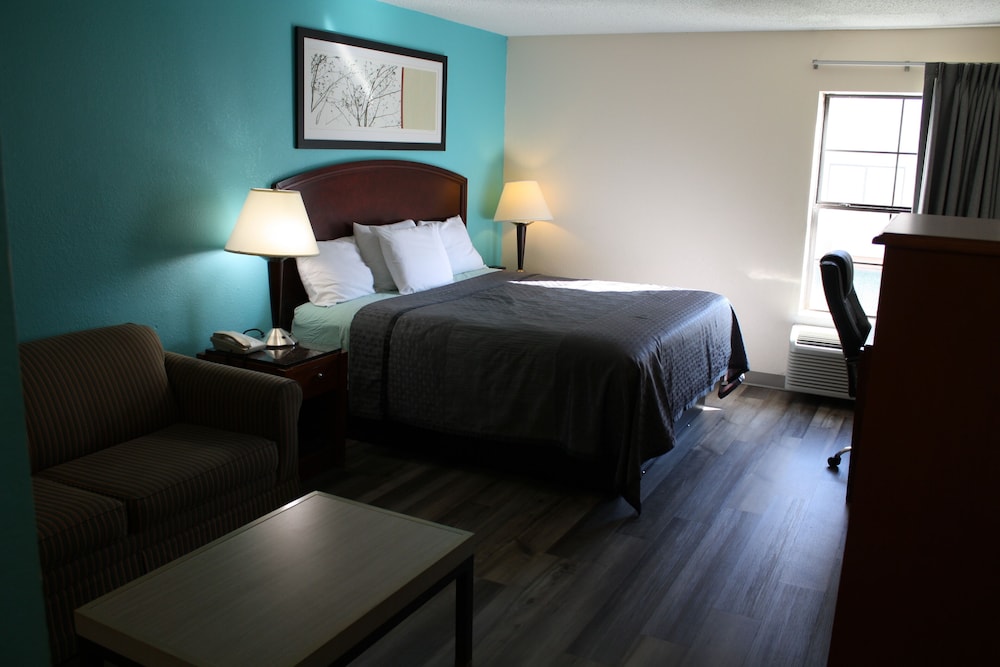 Executive Inn and Suites Wichita Falls 7/44