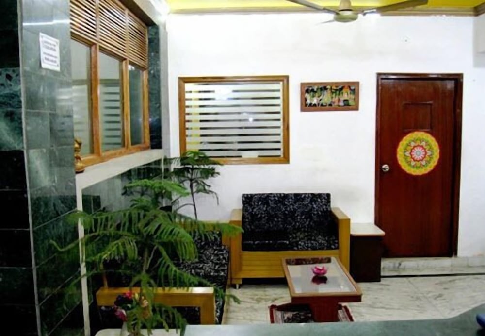 HOTEL AJAY INTERNATIONAL 34/46