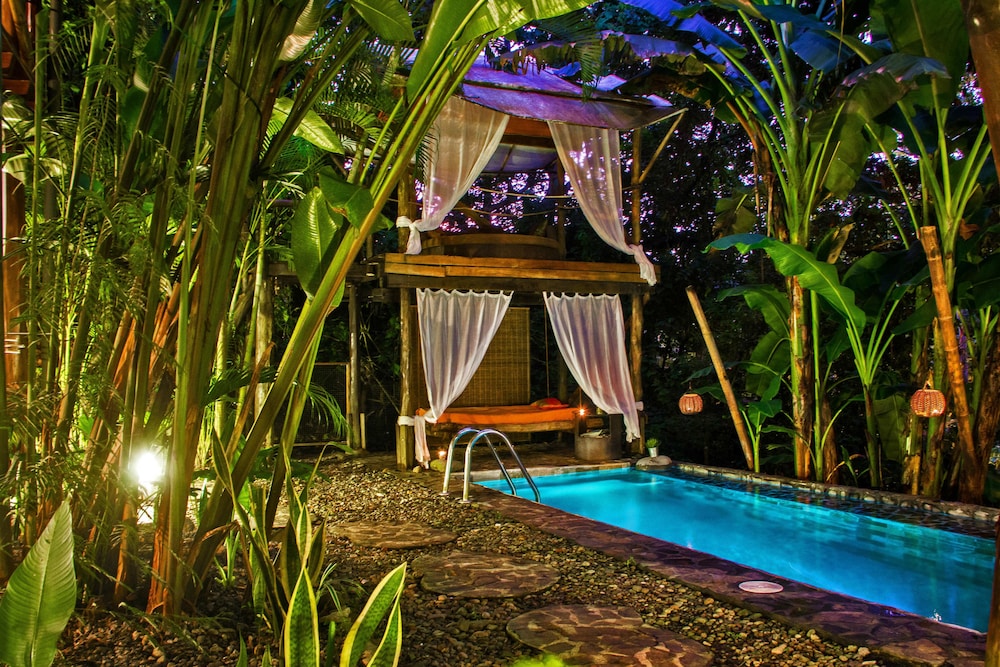 Canaima Chill House 39/50