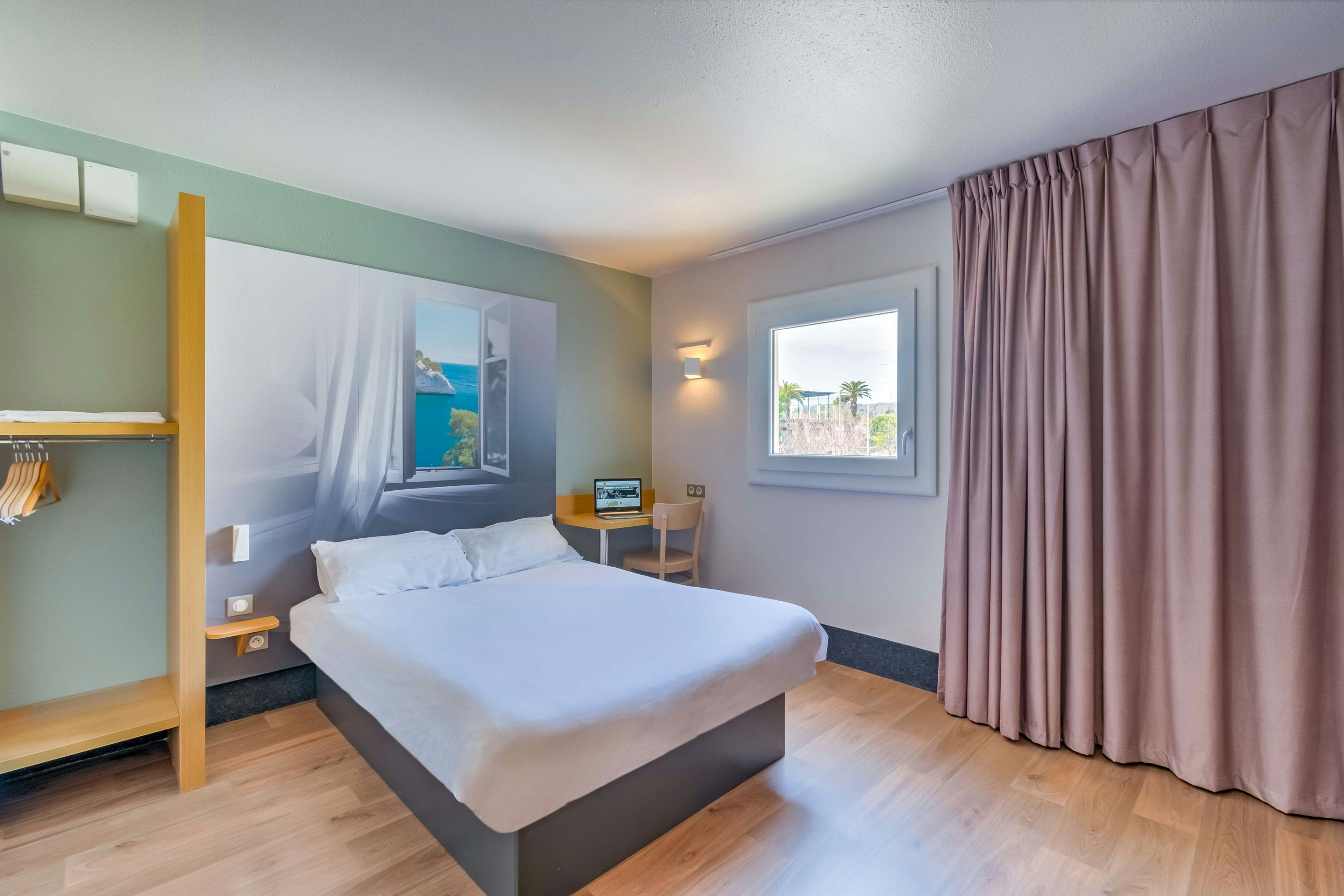 B&B Hotel Marseille La Valentine 8/26