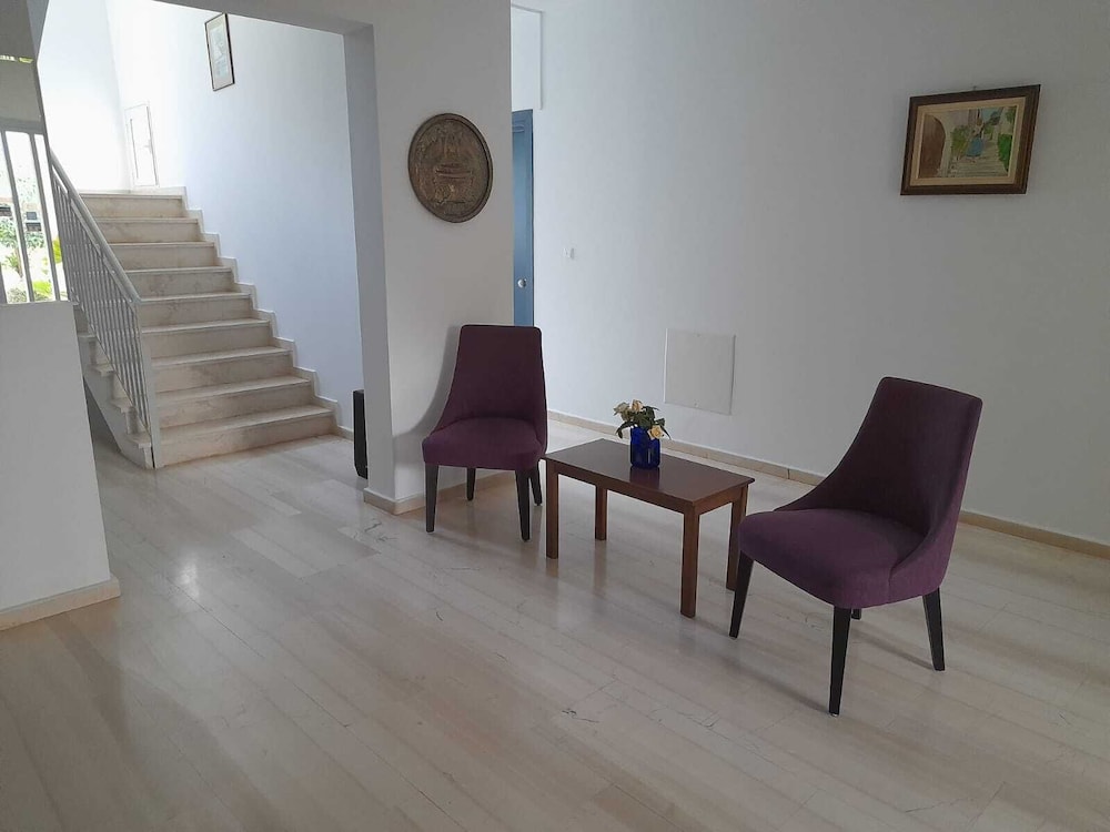 Filoxenia Hotel Apartments 27/41