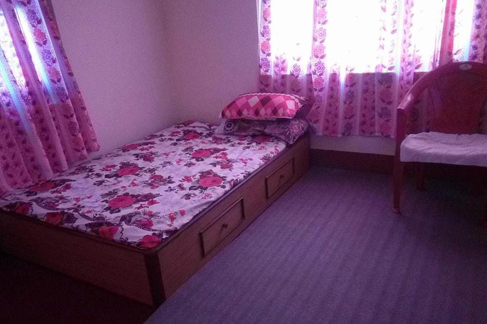 Tamang Homestay 6/13