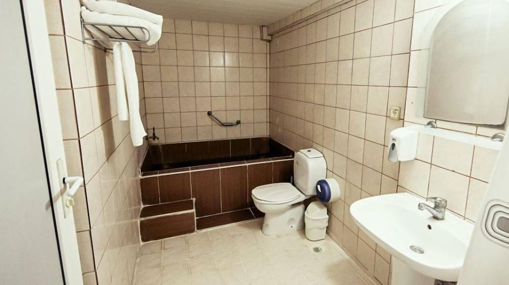 Samdan Termal Otel 44/47