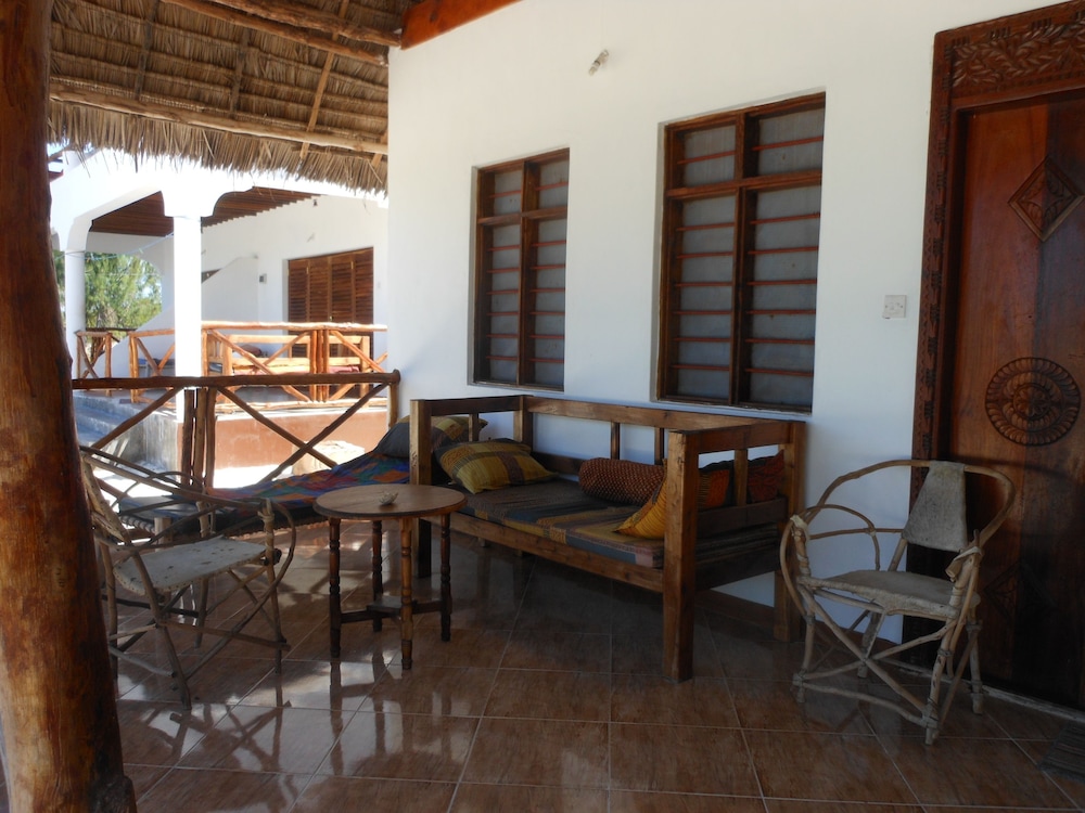 Mbuyuni Beach Village 60/83