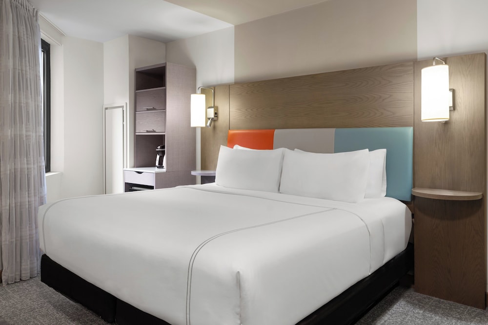 Standard, King Bed, Accessible