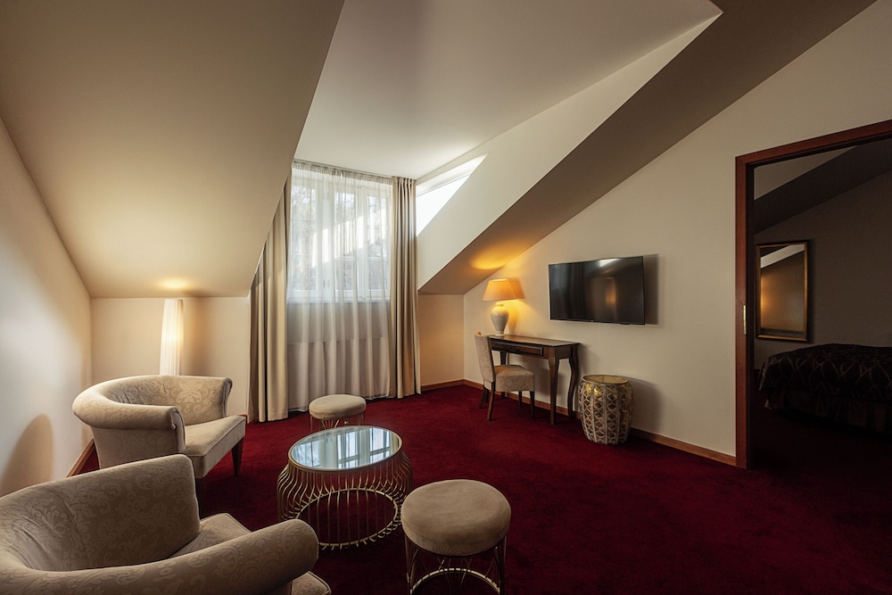Hotel Hoffmeister and Spa 50/68