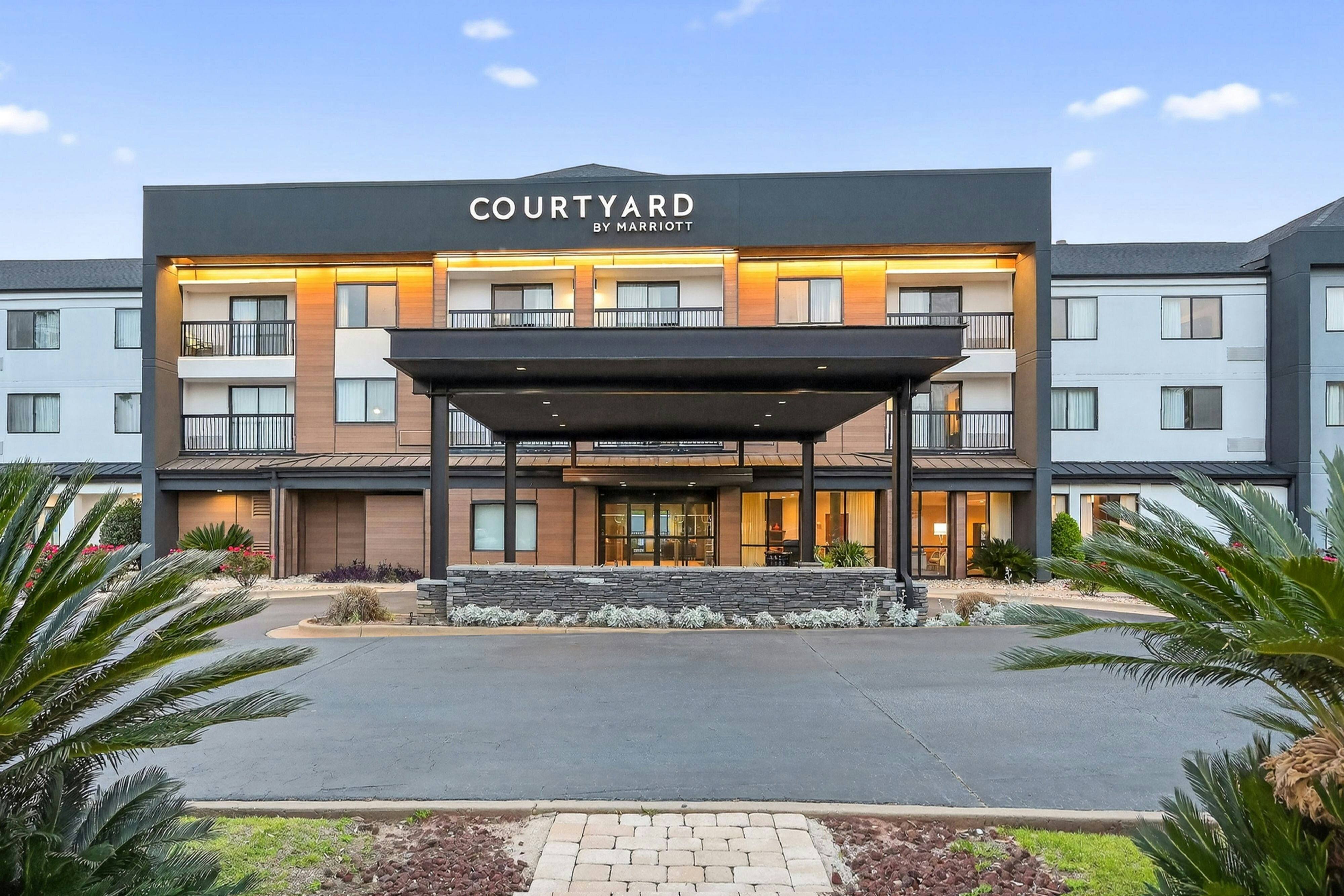 Courtyard by Marriott Albany 2/32