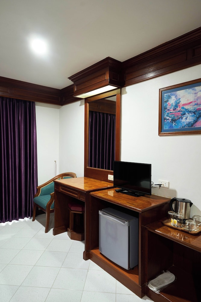 Lime Hotel Patong 34/50