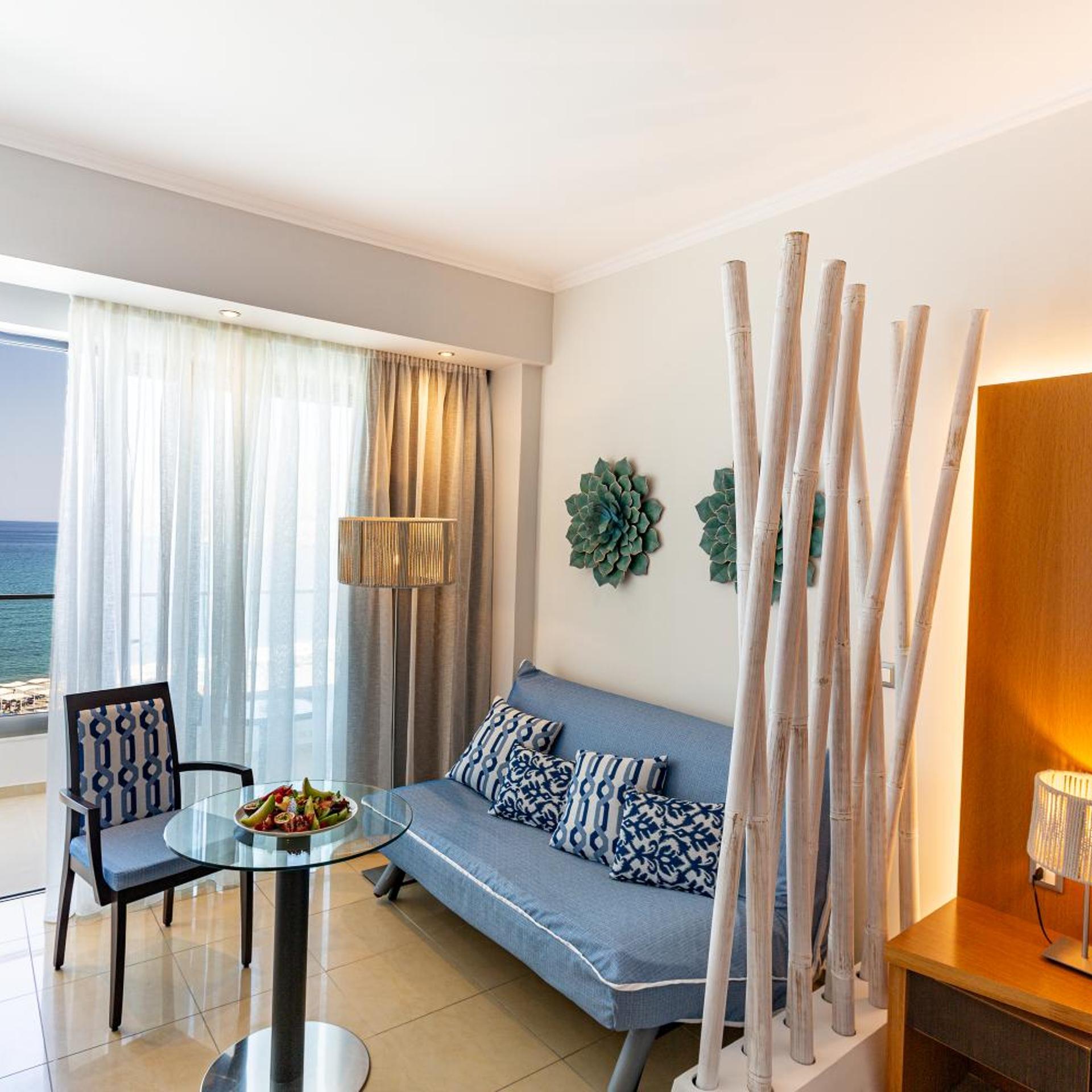 غرفة بسرير مزدوج بإطلالة على البحر، LINDOS BAY 2/7