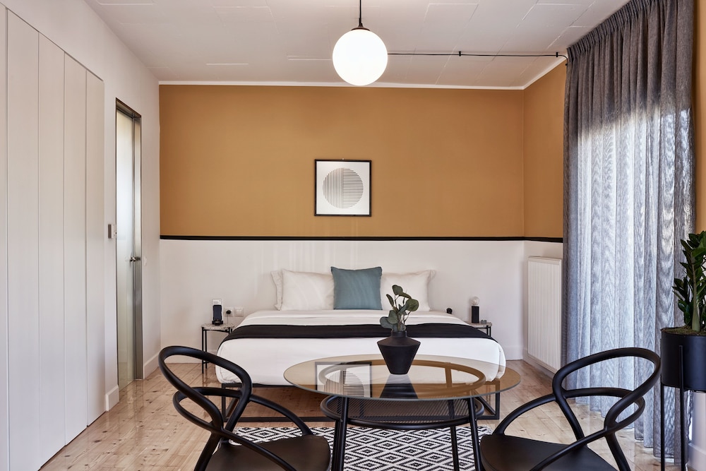 MONO Lofts Athens 5/50