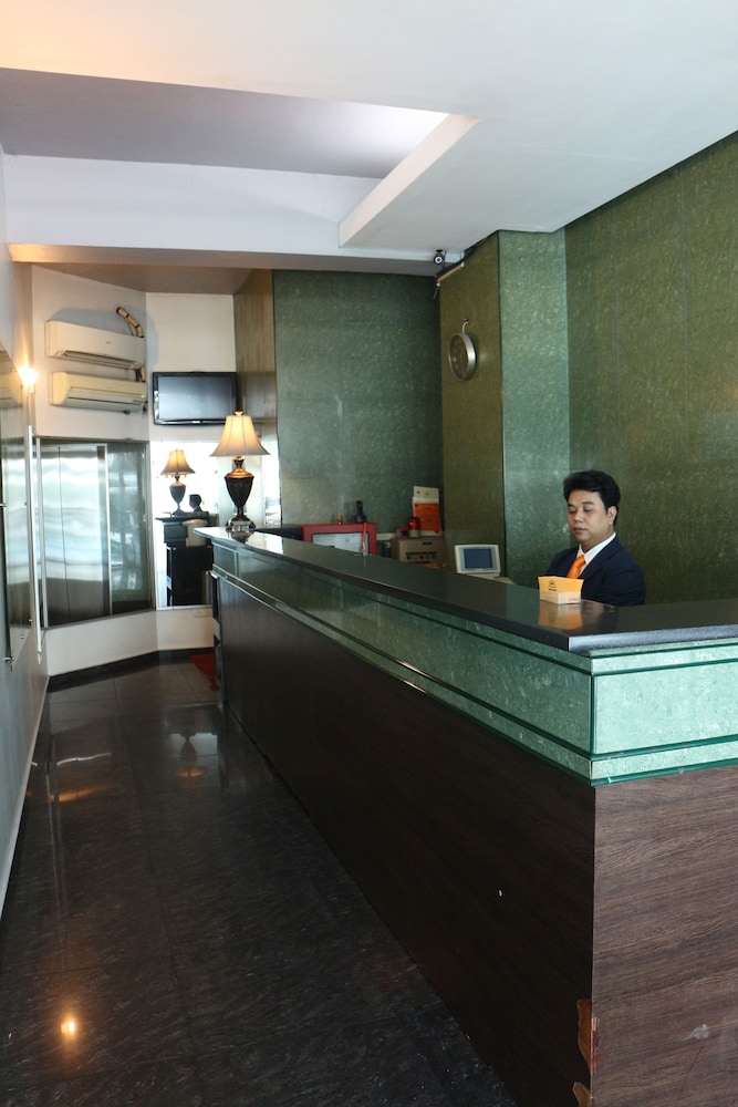 Subang Valley Hotel 12/59