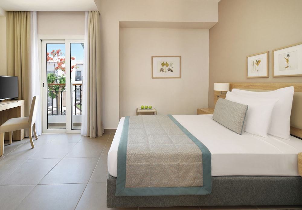 Jaz Fanara Resort and Residence 11/50