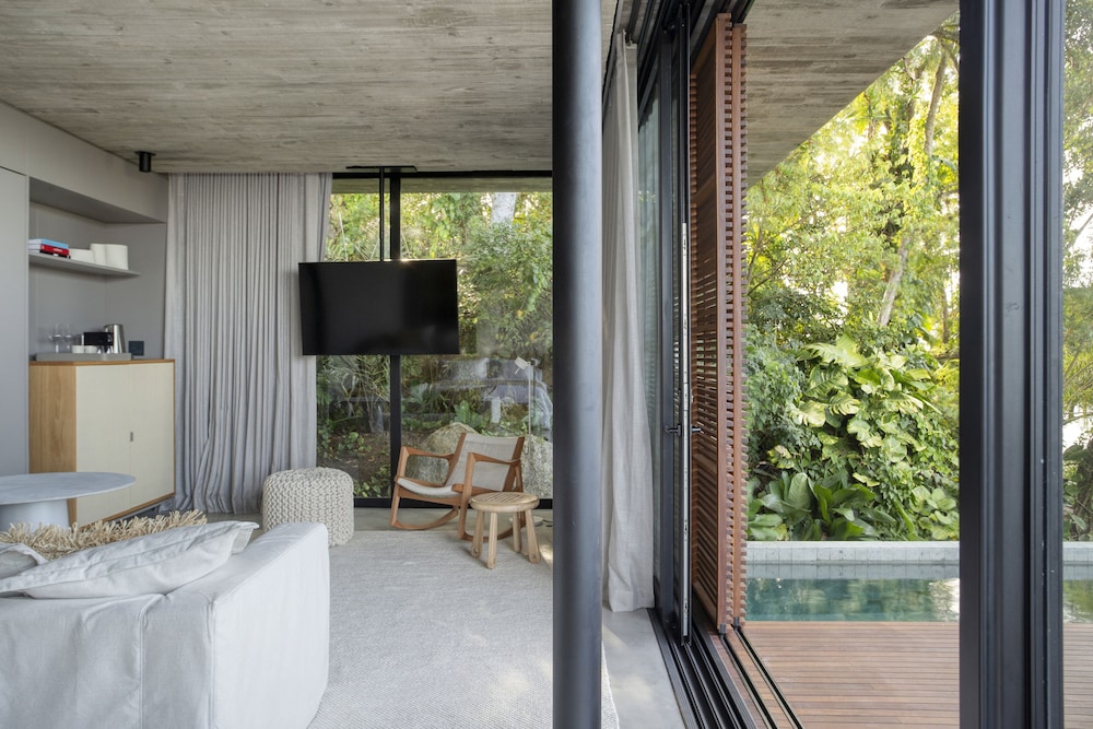 BUNGALOW, PRIVATE POOL