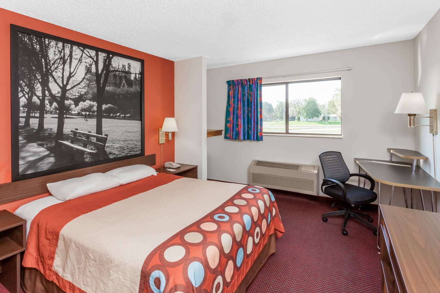 Super 8 by Wyndham Washington/Peoria Area 8/20